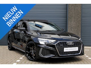 Audi A3 Sportback 40 TFSI quattro Advance Sport | S line | Panorama dak | Full LED | Black on Black | Stoelverwarming | Achteruitrijcamera