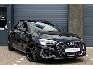 Audi A3 Sportback 40 TFSI quattro Advance Sport | S line | Panorama dak | Full LED | Black on Black | Stoelverwarming | Achteruitrijcamera