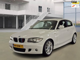 BMW 118i M PAKKET|6BAK|XENON|NAVI|PSENSOR|HALFLEDER