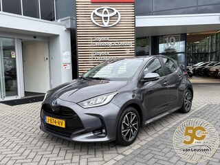 Toyota Yaris 1.5 Hybrid First Edition NAVI KEYLESS LED NL-AUTO CLIMA LM-VELGEN AD-CRUISE CAMERA