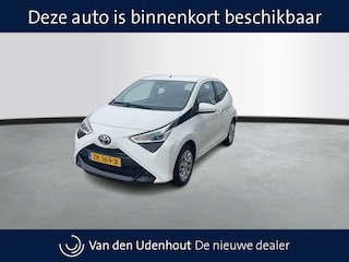 Toyota Aygo 1.0 VVT-i x-play / Apple Carplay / Camera
