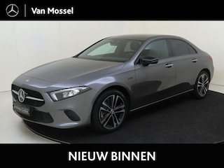 Mercedes-Benz A-klasse 250 e Luxury-Line / 360Graden-Camera / Night-Pakket / Elektrische-Stoel / Burmeister /
