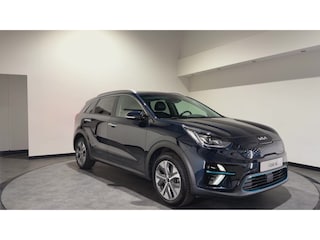 Kia Niro e-Niro DynamicPlusLine 64 kWh | Stoelen & Stuurwiel verwarmd | Soh (batterijcheck) Waarde 94,3 %