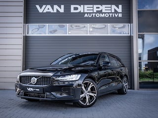 Volvo V60 2.0 T6 Plug-in hybrid AWD Ultimate Dark - Long Range l Pano l Trekh. l 360cam