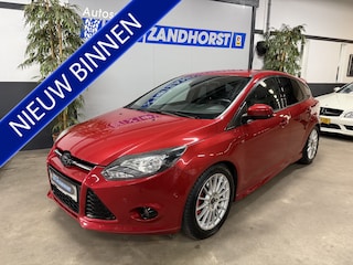 Ford Focus 1.6 EcoBoost First Edition // Leer // Camera