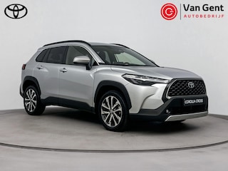 Toyota Corolla Cross Hybrid 140 Style | Dodehoek detectie | Stoel-/stuurverwarming | Apple Carplay / Android Auto | Parkeersensoren voor/achter | Adaptive Cruise | Clima | Camera | 18 inch