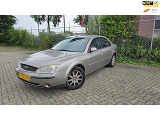 Ford Mondeo 2.0-16V Collection