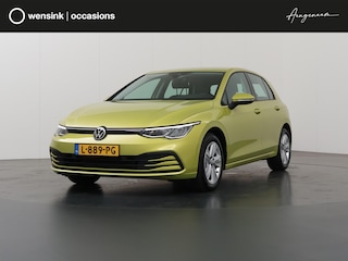 Volkswagen Golf 1.0 eTSI Life | Trekhaak | Navigatie | Cruise Control Adaptief | Parkeersensoren |