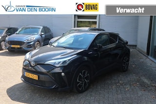 Toyota C-HR 2.0 HEV, Stoel+Stuurverwarming, Dodehoek det, Trekhaak, Camera, CarPlay etc.