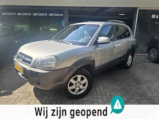 Hyundai Tucson 2.0i Dynamic | NIEUWE APK | 12 MND GARANTIE | AIRCO | ELEC RAMEN |