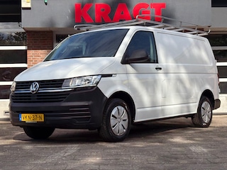 Volkswagen Transporter 2.0 TDI L1H1|110PK|airco|cruise|bluetooth|trekhaak|parkeersensoren achter|imperiaal|drie zitplaatsen|EURO6.