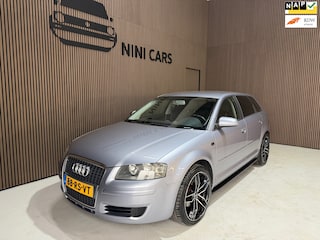 Audi A3 Sportback 1.6 FSI Attraction Zeer nette auto.