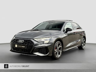 Audi A3 Sportback 45 TFSI e | Pano | Matrix | Memory | RS stoelen | Camera | Keyless | Bang Olufsen | Sfeerverlichting | 1e eig.