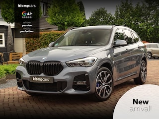 BMW X1 xDrive20i M-Sport | Trekhk | HUD | H+K | 1e Eig. | Full Options!