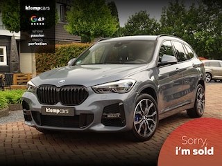 BMW X1 xDrive20i M-Sport | Trekhk | HUD | H+K | 1e Eig. | Full Options!