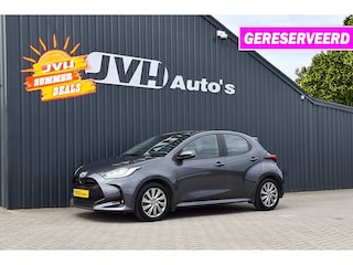 Toyota Yaris 1.5 Hybrid Dynamic 06-2022 (NwModel) | Adapt.CC | LED | AppleCarPlay | Cam