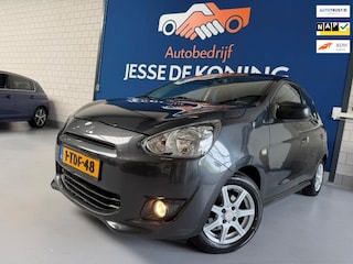 Mitsubishi Space Star 1.0 Inform / bj.2014 / kleur: grijs / airco / sportvelgen / NAP 147688 km.en APK tot 02/2027 / Zeer netjes.