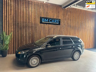 Ford Focus Wagon 1.8 Limited Airco,Trekhaak,Leer,Navi