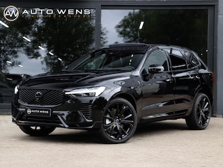 Volvo XC60 T6 AWD Ultra Black Edition Pano | NIEUW | 21'' dubbelspaaks | Getint glas