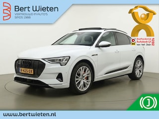 Audi E-tron 55 quattro S Line | Trekhaak | Schuifdak | Luxe stoelen