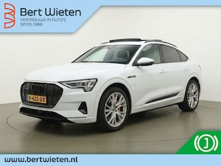 Audi E-tron 55 quattro S Line | Trekhaak | Schuifdak | Luxe stoelen