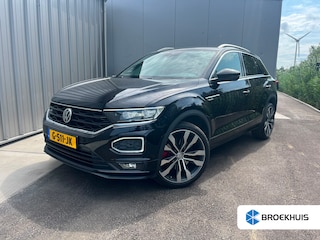 Volkswagen T-Roc 1.5 TSI Sport Business R 150pk DSG/AUTO | Adaptive cruise control | Navigatie | Keyless entry | Digitaal instrumentenpaneel | Elektrische achterklep | 19" LMV