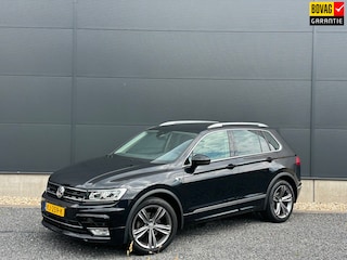 Volkswagen Tiguan 1.4 TSI ACT R-Line Navi | Apple Carplay | Trekhaak | Verw. Voorstoelen