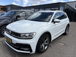 Volkswagen Tiguan 1.4 TSI R-Line | Trekhaak | 18 inch
