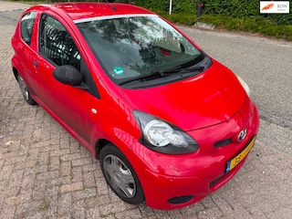 Toyota Aygo 1.0-12V Access APK 05-2027 APPLE CARPLAY INRUIL KOOPJE