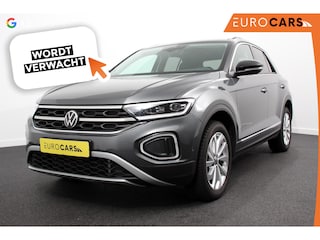 Volkswagen T-Roc 1.5 TSI DSG Style Navigatie Apple Carplay / Android Auto Climate Control Led Digitale Cockpit Adaptive Cruise Control Trekhaak