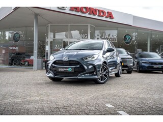 Toyota Yaris Full Hybrid 130pk Executive Automaat | Achteruitrijcamera | Dodenhoeksensoren | Apple Carplay | Stoel- en Stuurwerwarming | Adaptieve Cruisecontrol