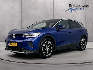 Volkswagen ID.4 - Pro Business 77 kWh // VOORRUIT VERWARMING // PANO // E-ACHTERKLEP //