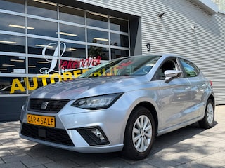Seat Ibiza 1.0 EcoTSI Style - Navigatie I Airco I Sport velgen I LED I PDC I Comfort pakket I Dealer onderhouden