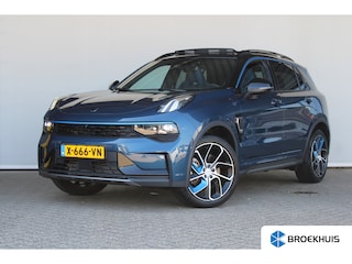 Lynk & Co 01 1.5 | Zwarte hemel | Zwarte rolhoes | Panoramadak | Camera | Navigatie | Keyless | ACC | LED |