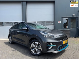 Kia Niro E-Niro DynamicPlusLine 39 kWh 100% SoH [ Open dak | Stoel & stuur VW | Achteruitrijcamera | Carplay | ACC | Dealer OH]