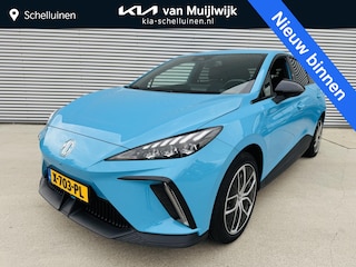 MG 4 Electric Luxury 64 kWh Trekhaak | 360 Camera | circa 450km EVbereik | toe aan 4NW banden !!