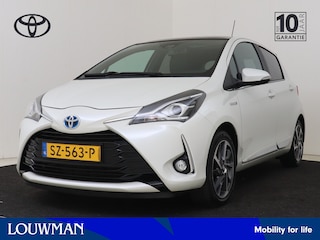 Toyota Yaris 1.5 Hybrid Premium | Dealer Onderhouden | Panoramadak | Climate Control | Cruise Control | Navigatie | Bluetooth | Elektrisch verstelbaar+inkapbare spiegels |