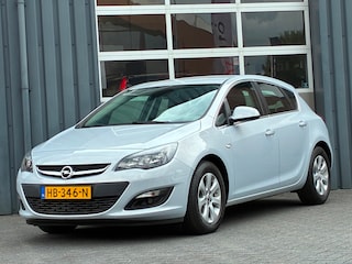 Opel Astra 1.4 Turbo Airco Navigatie Cruisecontrole