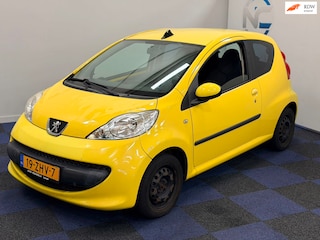 Peugeot 107 1.0-12V XR / WEG=WEG / RIJDT SCHAKELT GOED / INGEROLEN ZO MEE