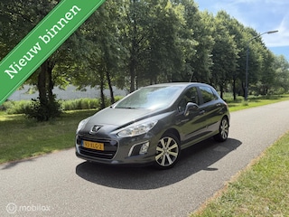 Peugeot 308 1.6 THP Signature*DEALERONDERHOUDEN*6 BAK*NAVI