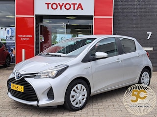 Toyota Yaris 1.5 Hybrid Aspiration ACHTERUITRIJCAMERA AIRCO ONDERHOUDSBOEKJES