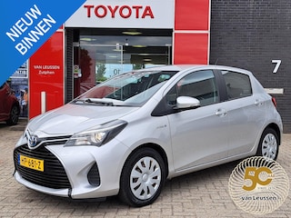 Toyota Yaris 1.5 Hybrid Aspiration ACHTERUITRIJCAMERA AIRCO ONDERHOUDSBOEKJES