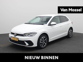 Volkswagen Polo 1.0 TSI Life Business 95pk | Navigatie | Apple Carplay/Android Auto | Cruise control adaptief | Digital Cockpit Pro | Climatronic (automatische airco) | Parkeer sensoren voor en achter | stoelverwarming |