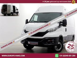 Iveco Daily 35C14 136pk L2H2 Dubbel Lucht/Luchtvering/Inrichting/Trekhaak 3500kg 10-2020