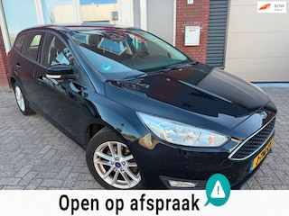 Ford Focus Wagon 1.0 Titanium / Riem v.v. / Clima / Cruise / Keyless