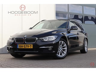BMW 3-serie Touring 320i Luxury Line / Leder / LED / Stoelverwarming / PDC