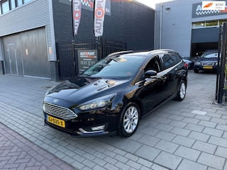 Ford Focus Wagon 1.0 Titanium 1e Eigenaar! Trekhaak Airco PDC NAP APK