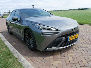 Toyota Mirai Prestige FUEL CELL | HEAD-UP | PANO | JBL ** 14999 NETTO **