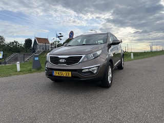 Kia Sportage 1.6 GDI 20th Anniversary bj septemerber2013/parkeersensoren/historie bekent
