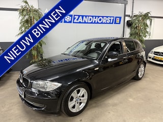 BMW 118i EffDyn. Ed. Business Line Ultimate Edition // Leer